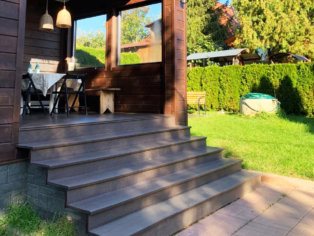 Ступени из ДПК венге